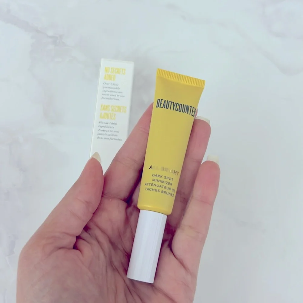 Beauty Counter Dark Spot Minimizer - Picture 3 of 3